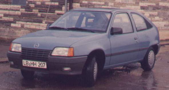 OPEL Kadett E 16D GL Oktober 1985 Hurra die Freude ist gro